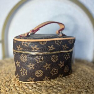 Bolso neceser LV tamaño pequeño